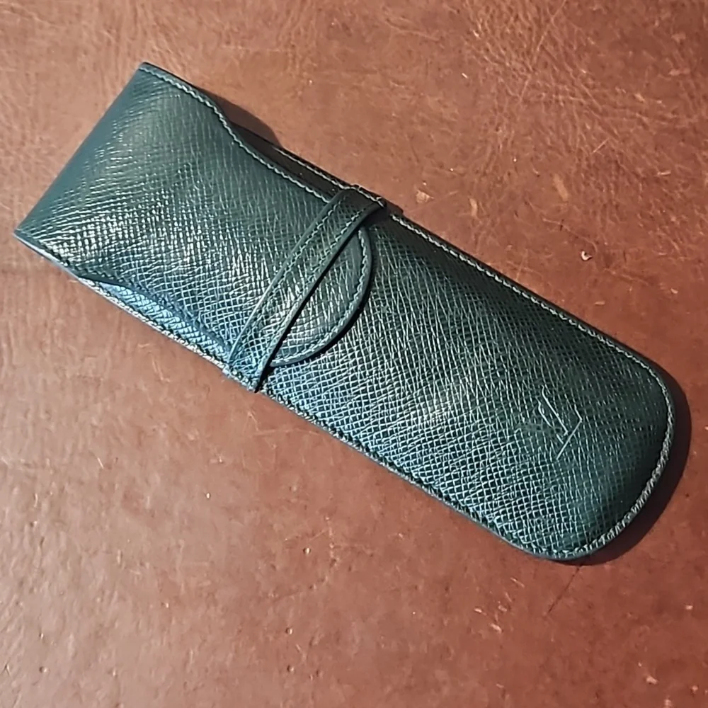 Louis Vuitton Taiga Green Leather Pen Case Pocket Protector - Picture 1 of 5